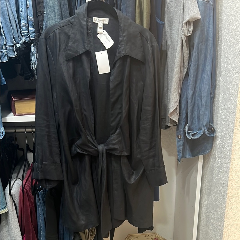 Neiman Marcus Black linenTie-Front Jacket